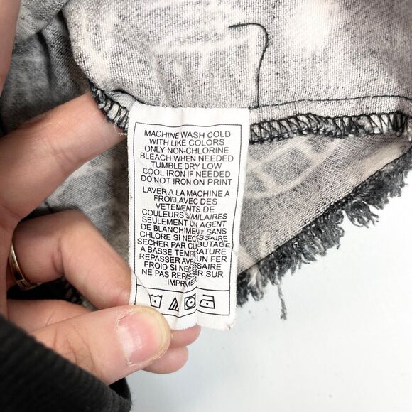 Empyre Graffiti Trucker Jacket Women Small Cropped Grunge Street Edgy Urban Twee - Picture 6 of 7